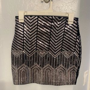 Express sequin skirt